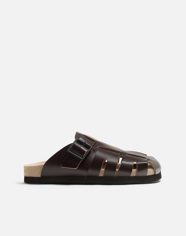 ZUECO CANGREJERA PIEL - Marrón de Zara
