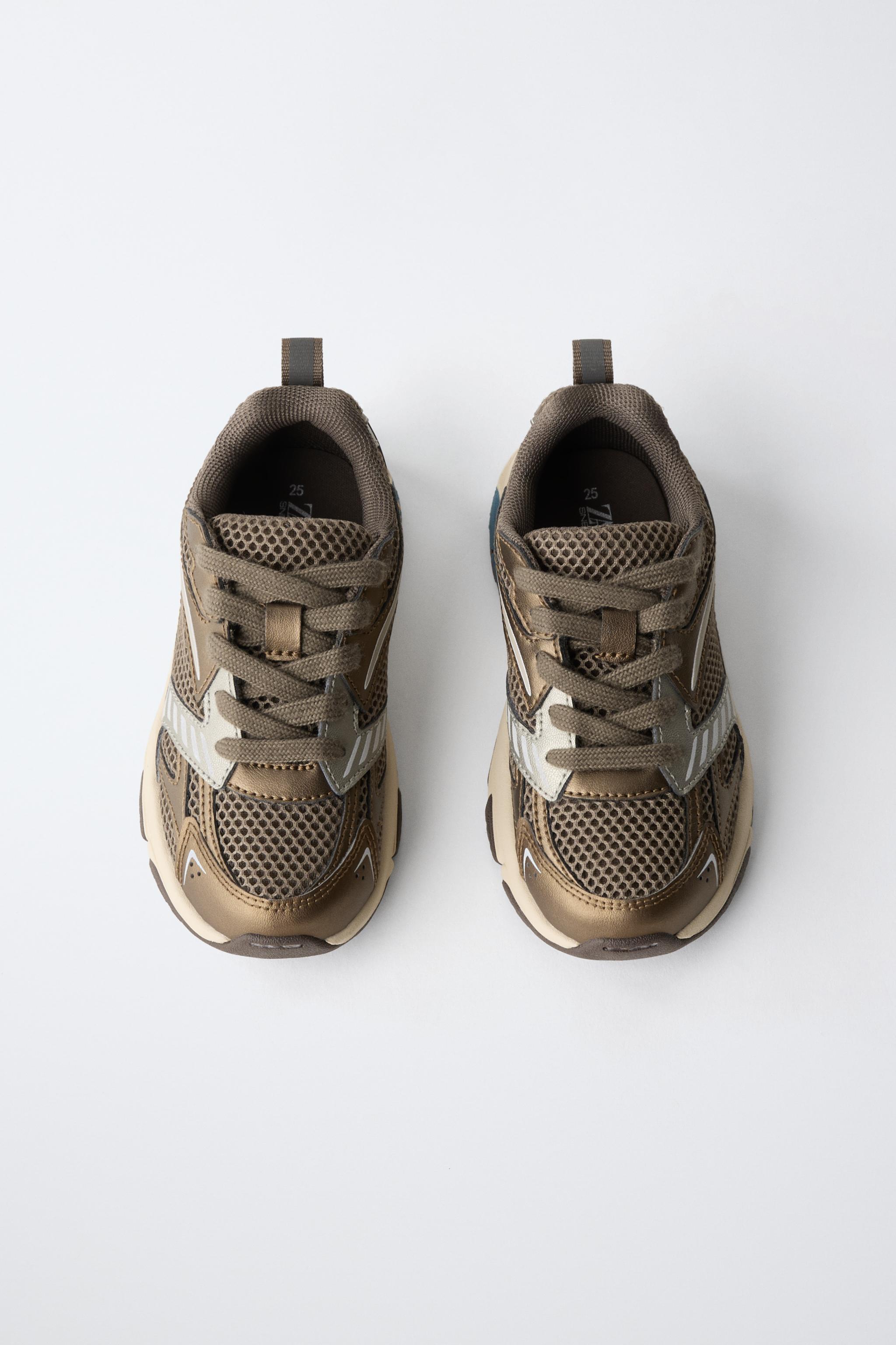 METALLIC SNEAKERS