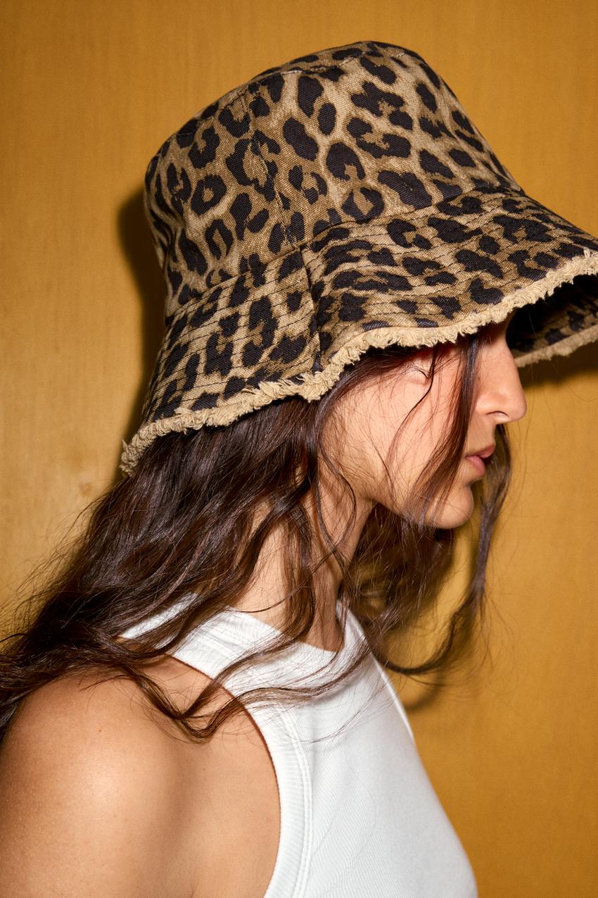ZARA ANIMAL PRINT BUCKET HAT