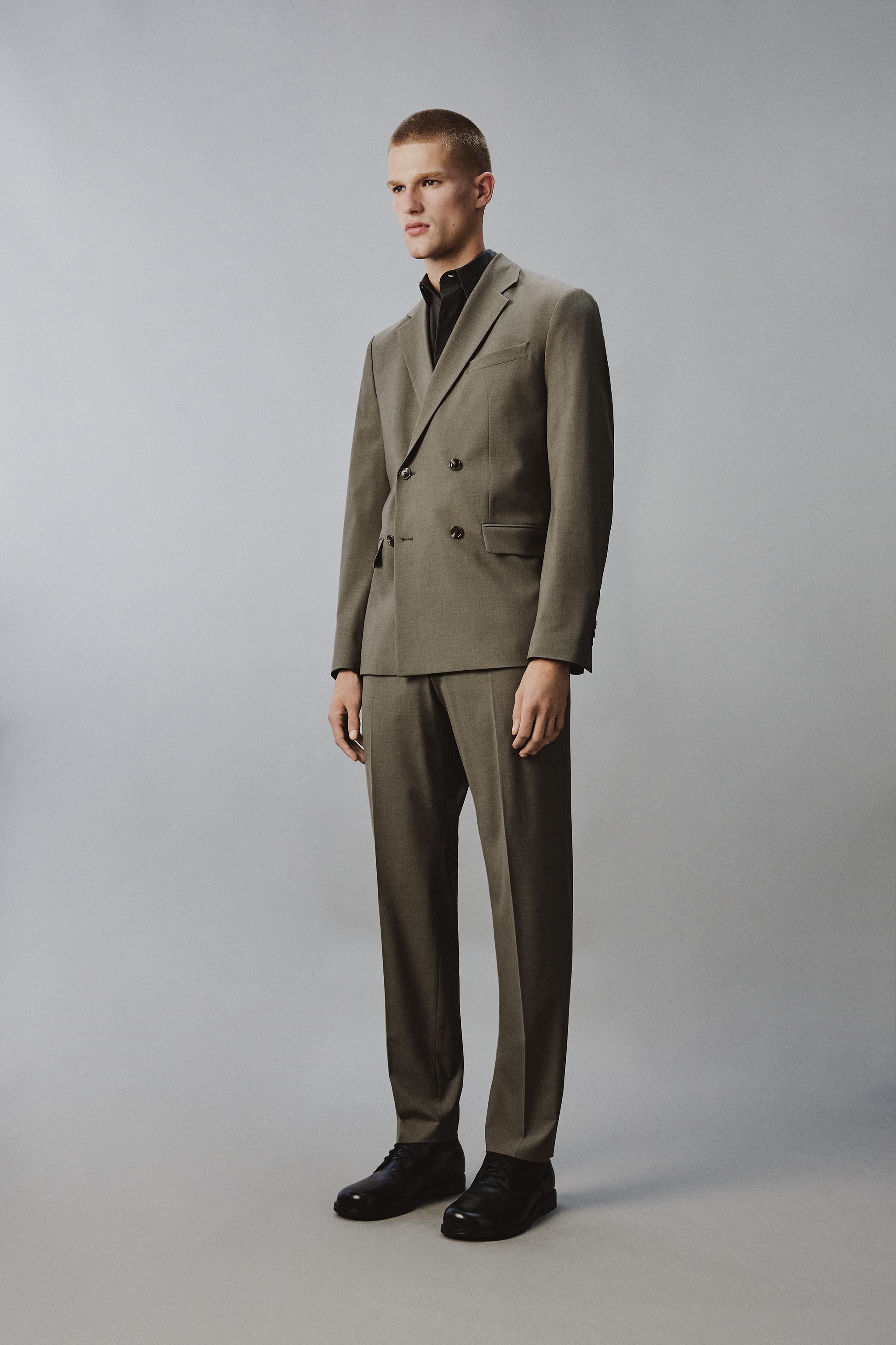DOUBLE BREASTED SUIT JACKET