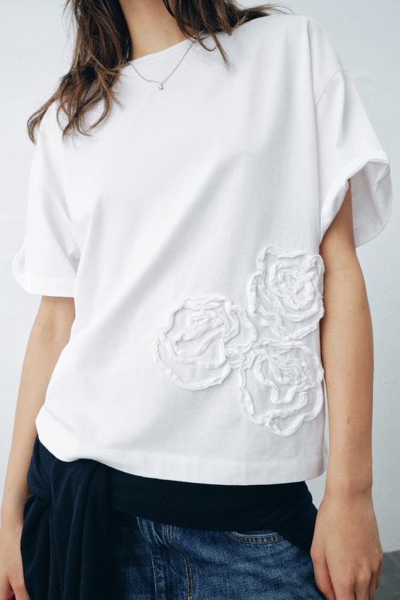 T-SHIRT FLEUR EN RELIEF - Blanc de Zara - Image 3