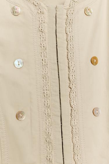 VESTE AVEC BOUTONS ET DENTELLE - Beige de Zara - Image 6