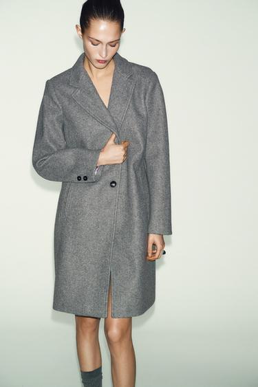 ABRIGO HOMBRERAS SOFT - Gris de Zara