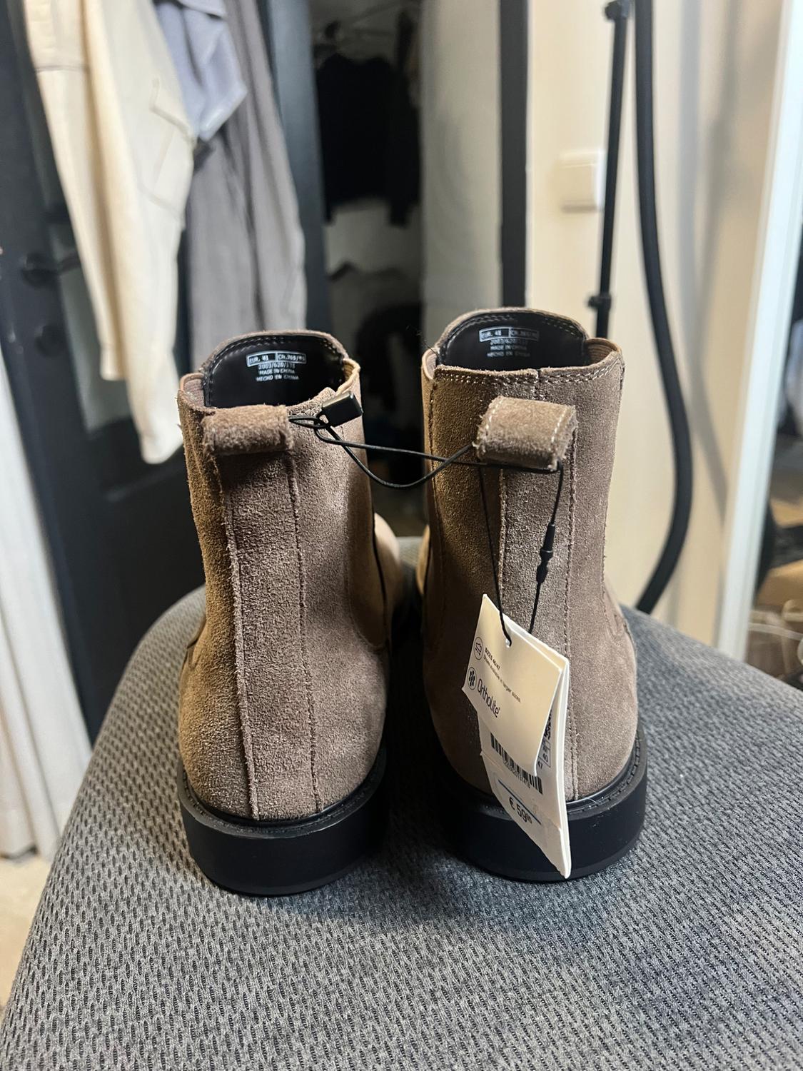 LEATHER CHELSEA BOOTS - Image 3