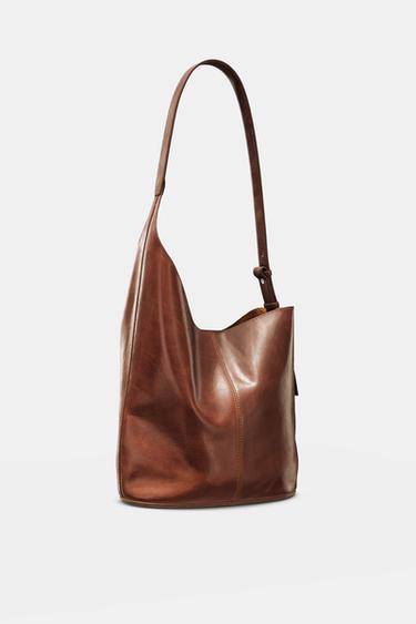 SAC SEAU ASYMÉTRIQUE EN CUIR - Marron de Zara - Image 5