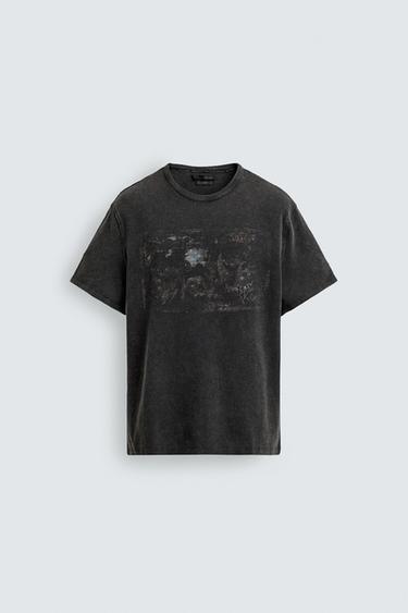 Zaras BLEKT STICKAD T-SHIRT MED MÖNSTER - Svart