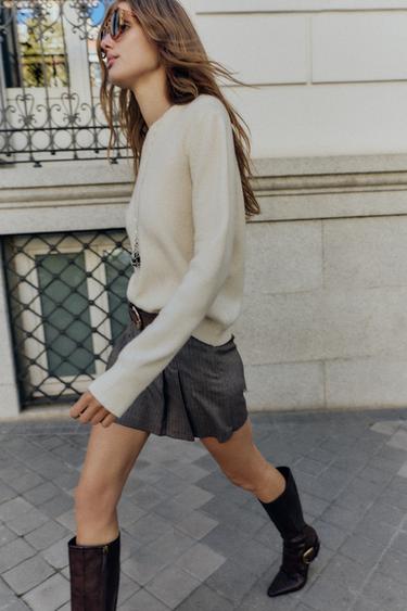 JUPE-CULOTTE À PLIS ET CEINTURE - Marron de Zara - Image 2