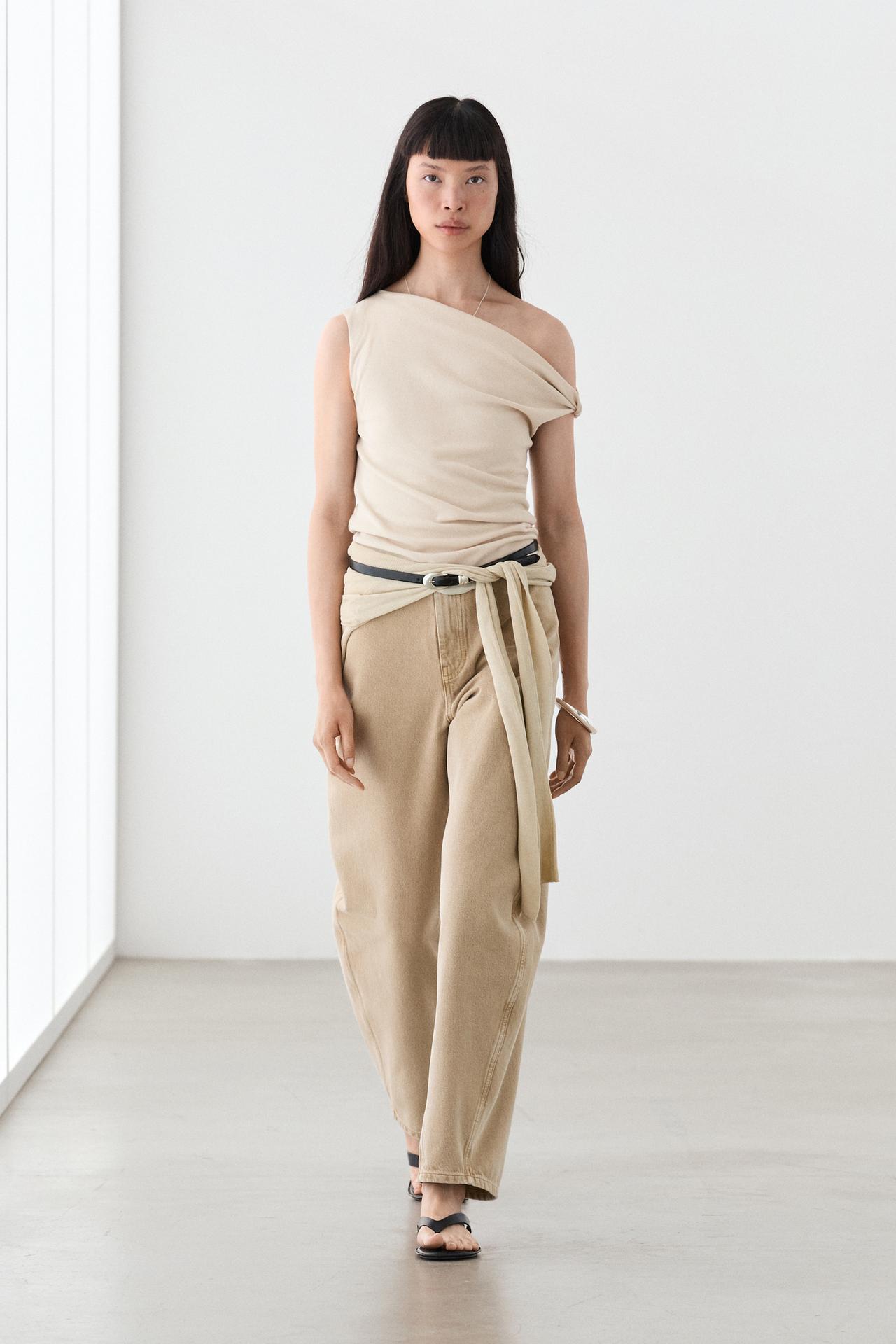 Asymmetric drop sleeve top — Sand