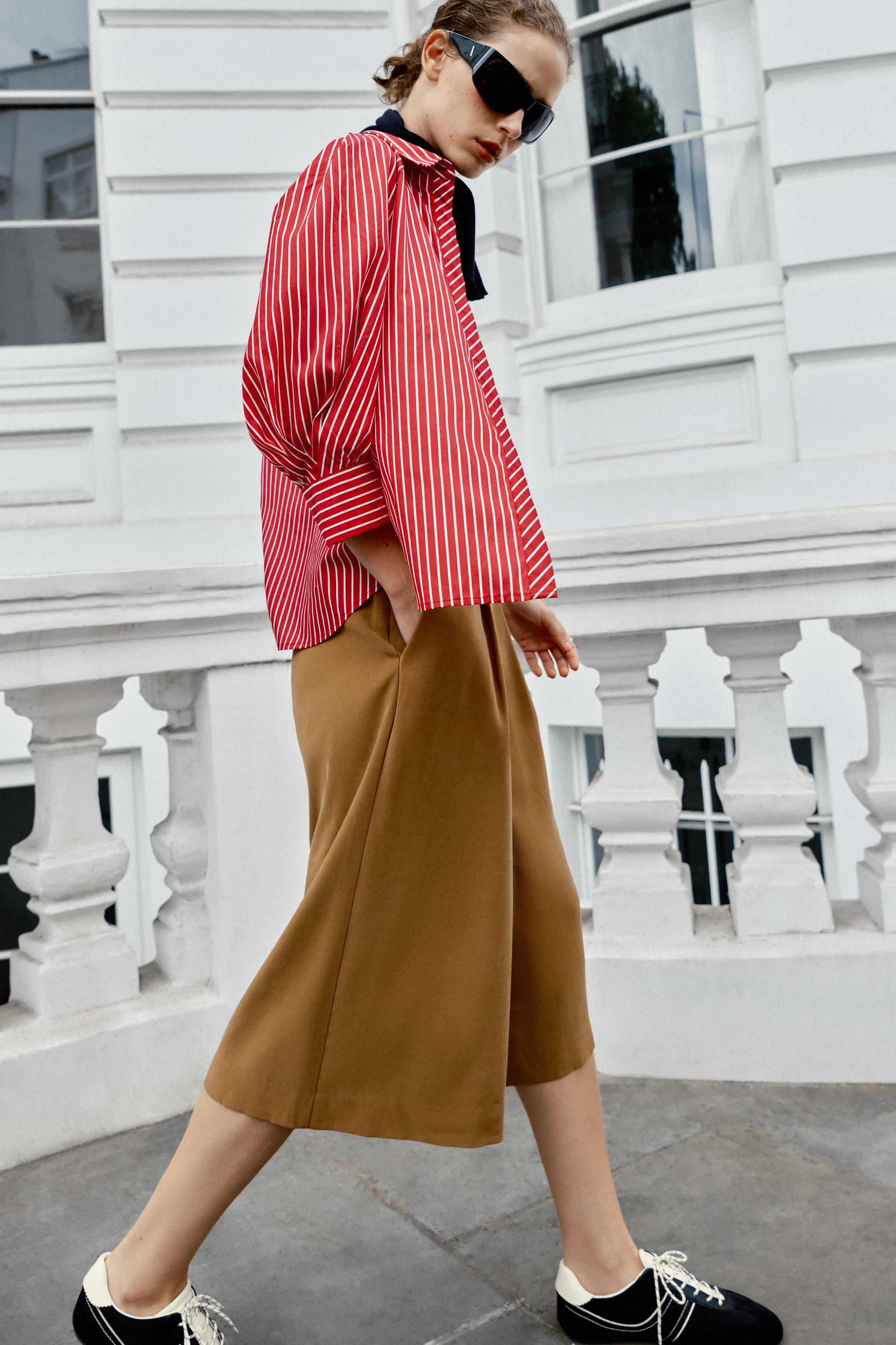 BELTED LONG BERMUDA SHORTS