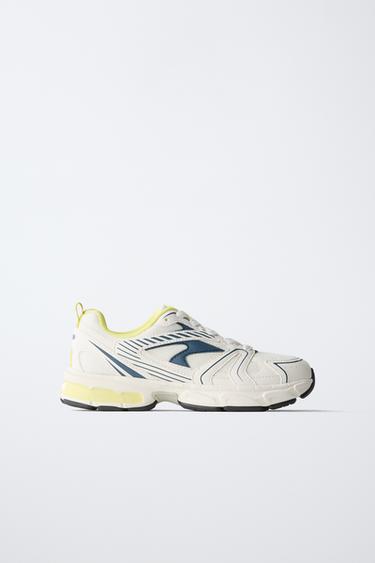 حذاء رياضي شبكي - أبيض الخاص بـ Zara