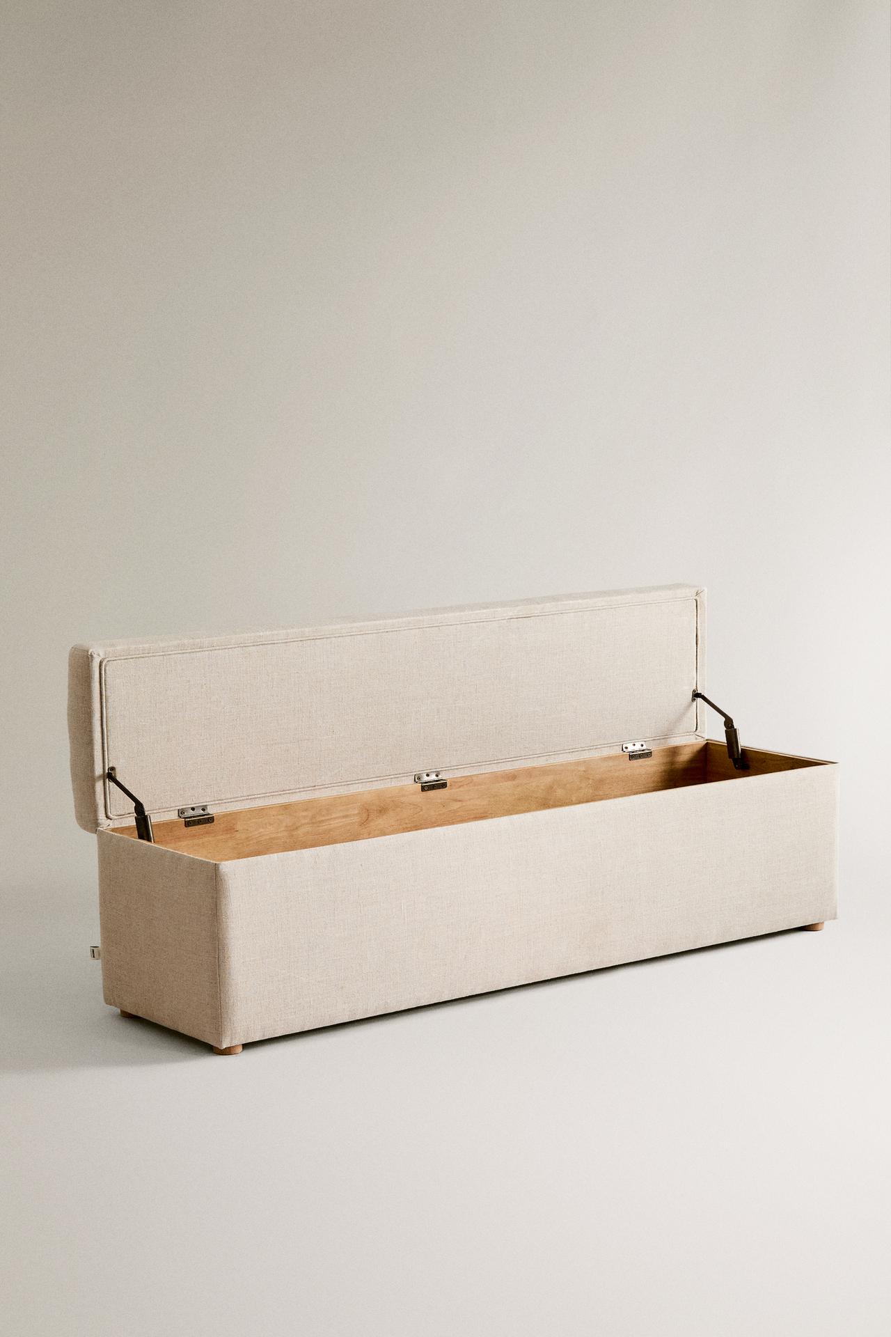 LARGE STORAGE BENCH — Light beige