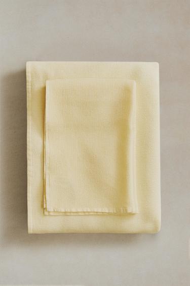 SERVIETTE DE BAIN MICRO WAFFLE - Jaune de Zara - Image 5