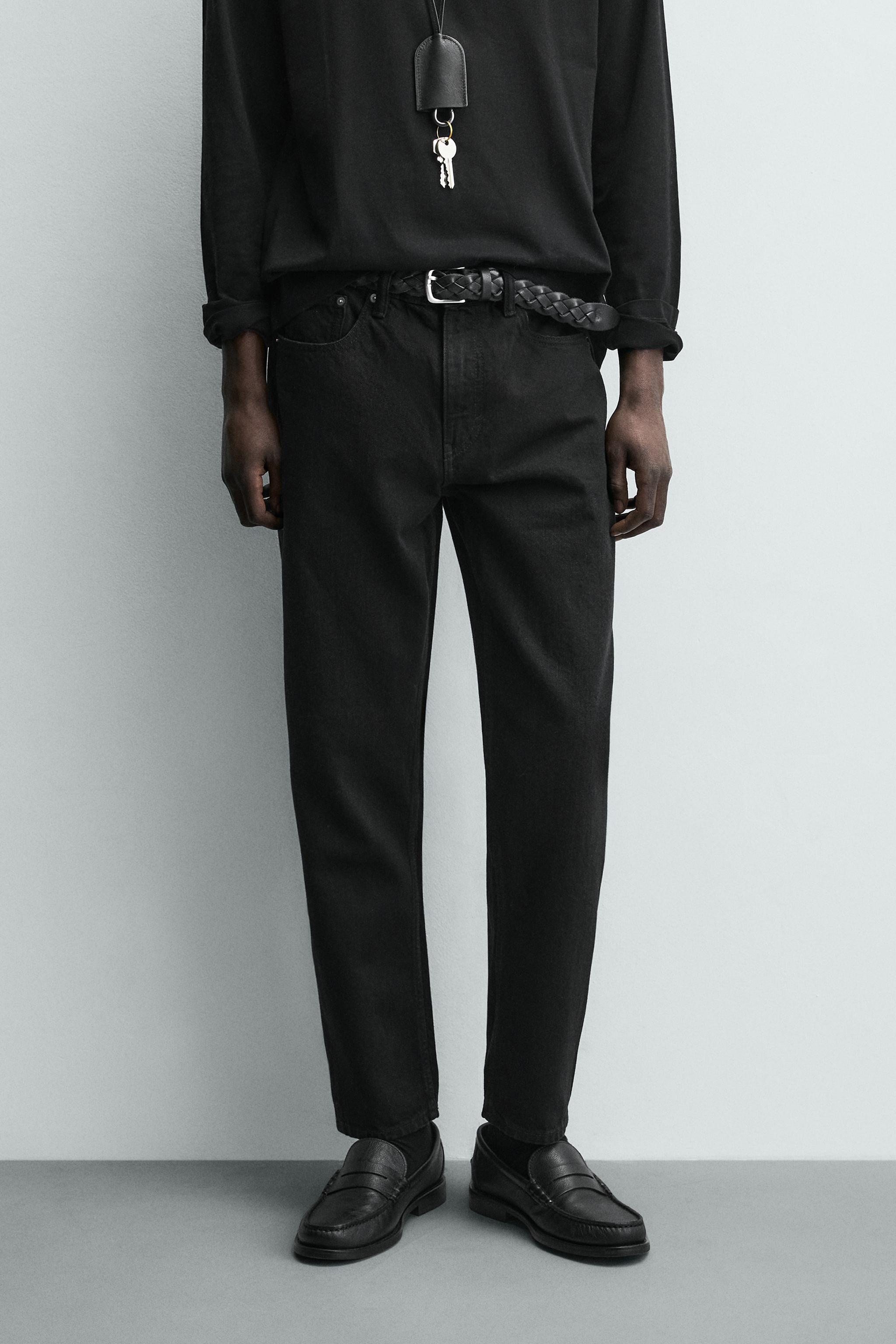 SLIM TAPERED FIT JEANS