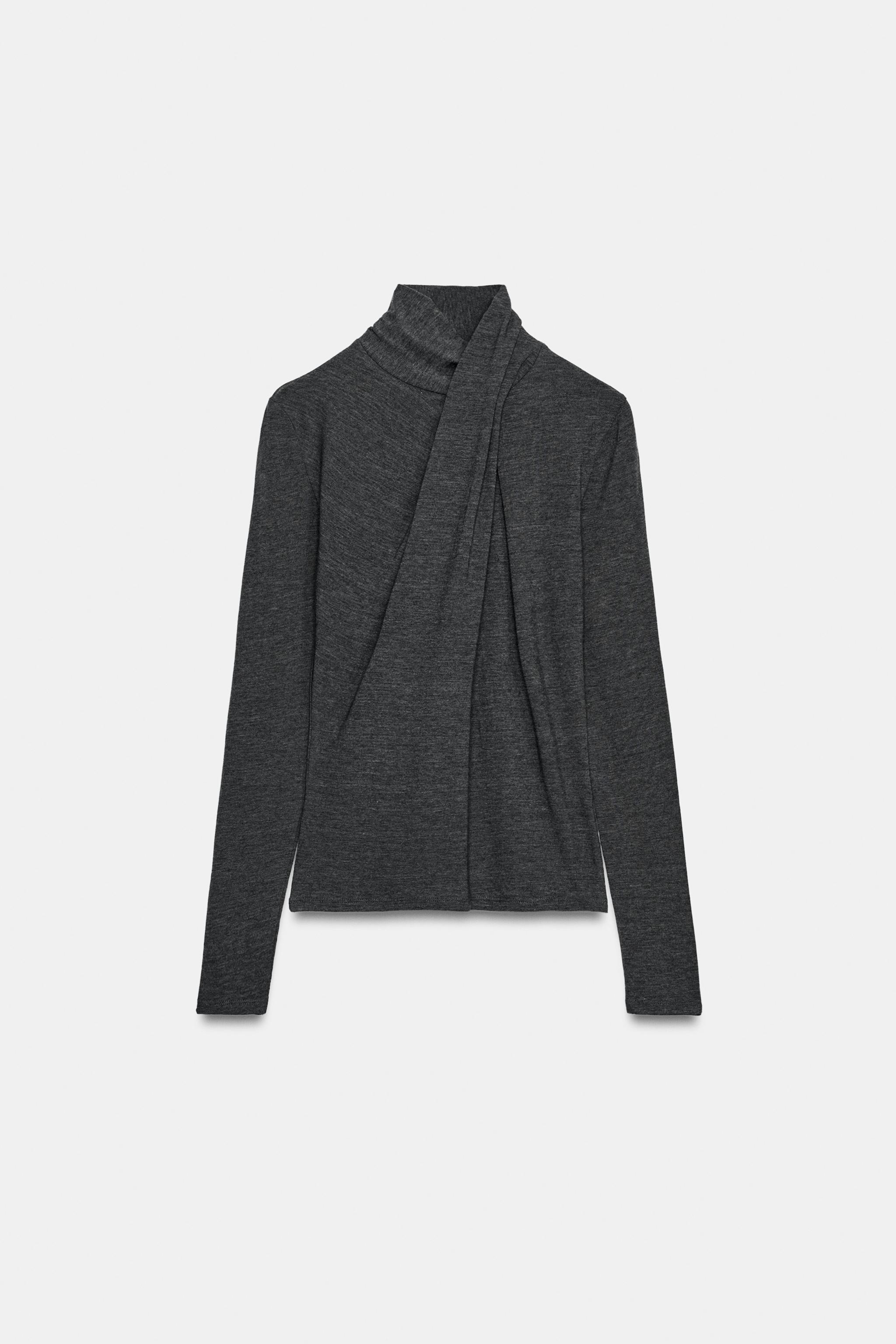 T-SHIRT COL MONTANT DRAPÉ