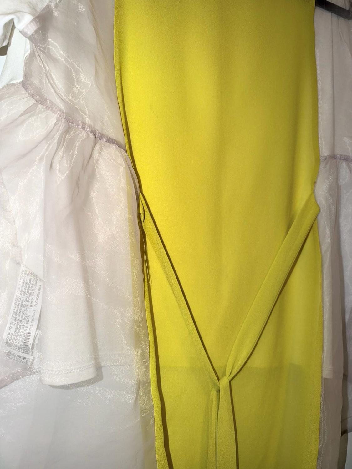 TOP WITH ORGANZA TRIM - Image 4