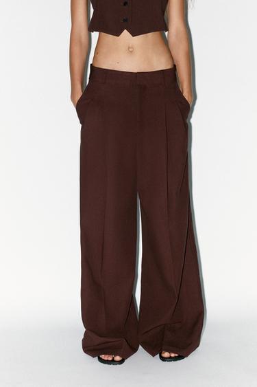 PANTALÓN PLIEGUES - Marrón oscuro de Zara