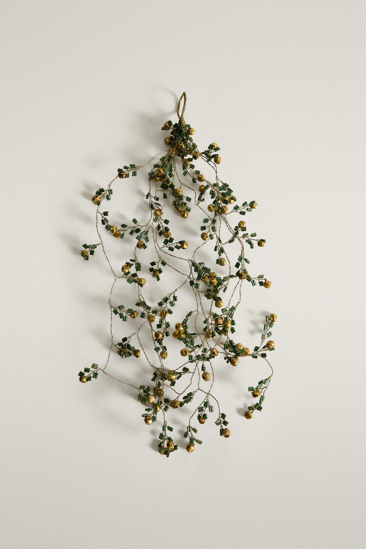 CHRISTMAS TREE CLUSTER SLEIGH BELLS ORNAMENT