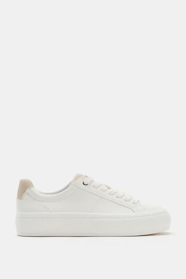 BASKETS AVEC DÉTAIL AU TALON - Blanc de Zara