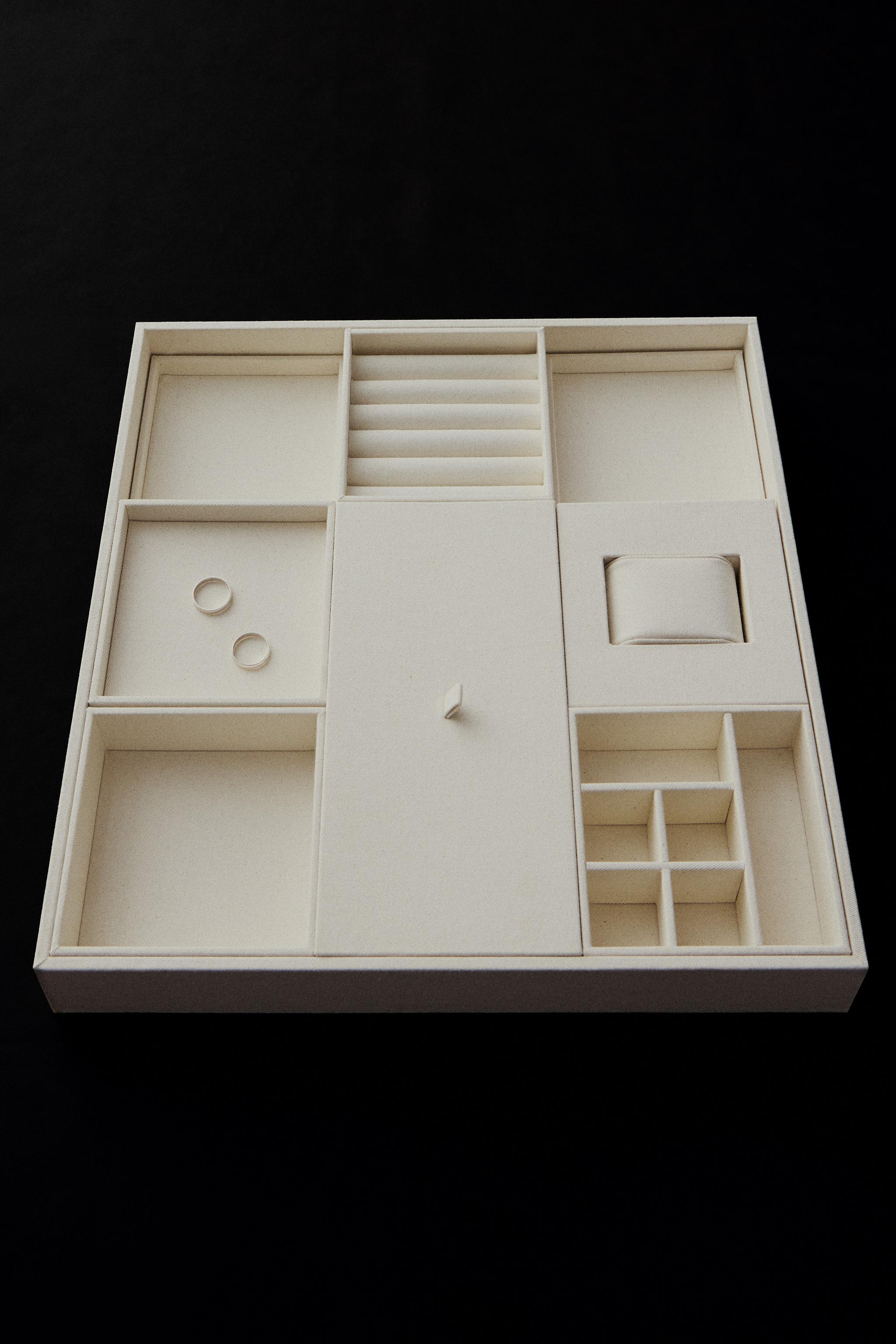 MODULAR JEWELRY ORGANIZER
