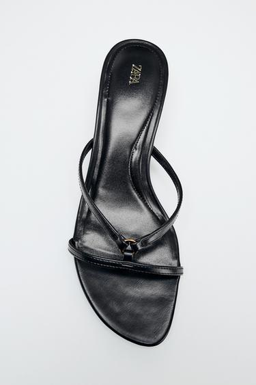 KITTEN-HEEL SANDALS WITH METAL DETAIL - Black by Zara