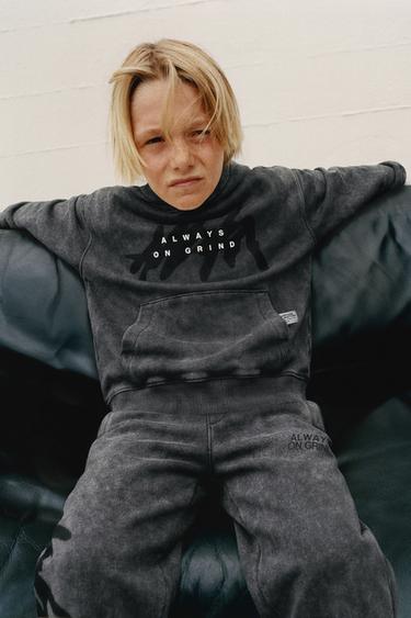 WASHED EFFECT GRAFFITI HOODIE - Dark anthracite by Zara