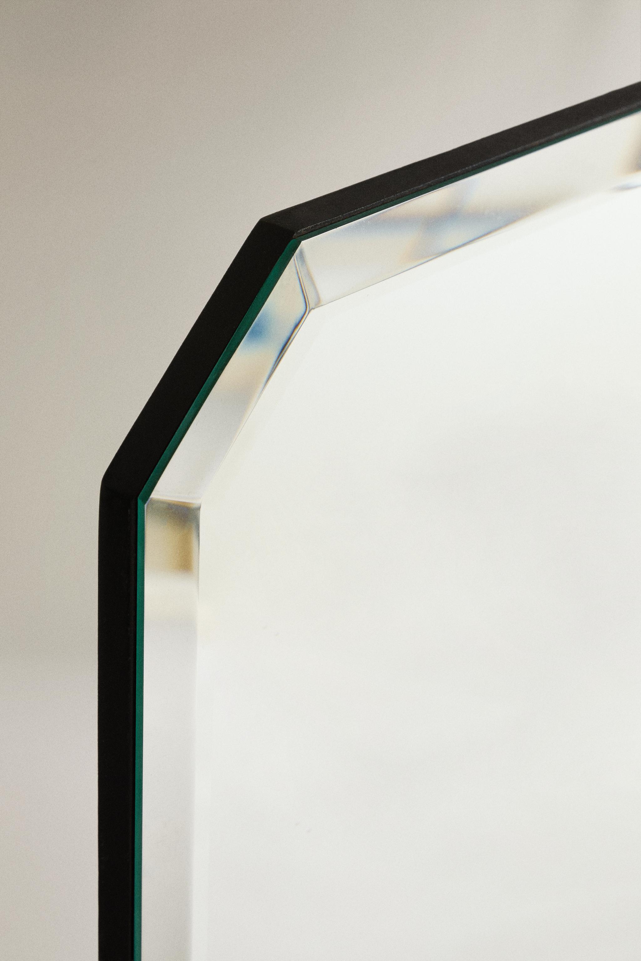 RECTANGULAR BEVELLED WALL MIRROR — Transparent