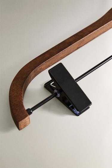 LOT CINTRES JUPE FINITION BOIS (LOT DE 2) - Marron foncé de Zara - Image 2