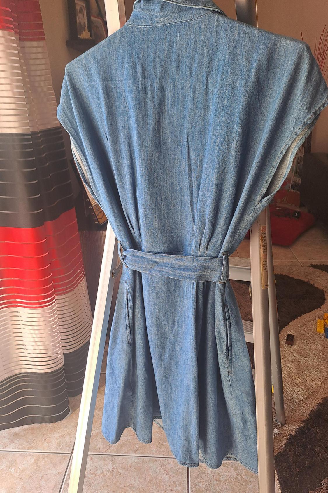 DENIM DRESS WITH BELT