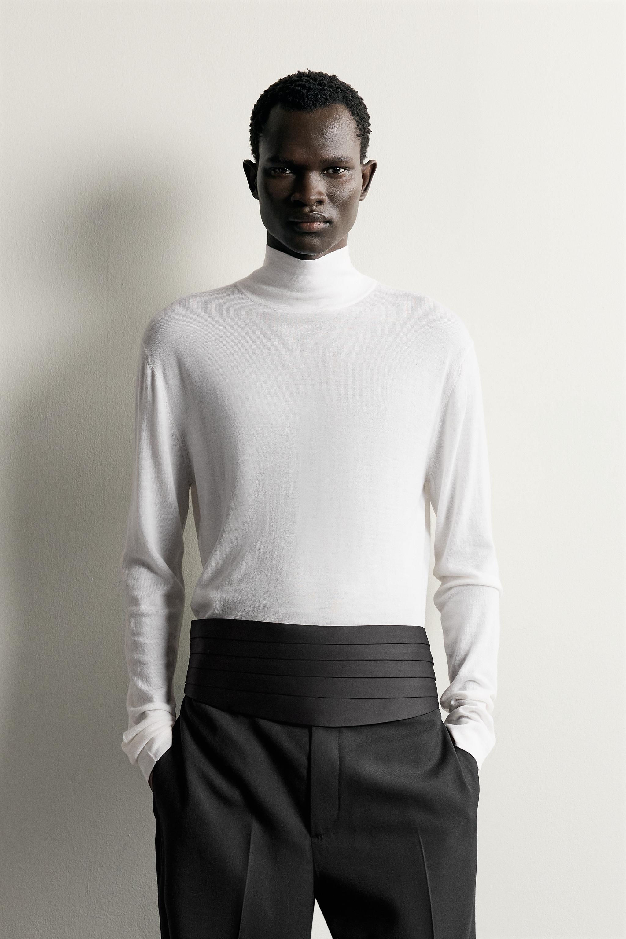 100% WOOL HIGH NECK SWEATER