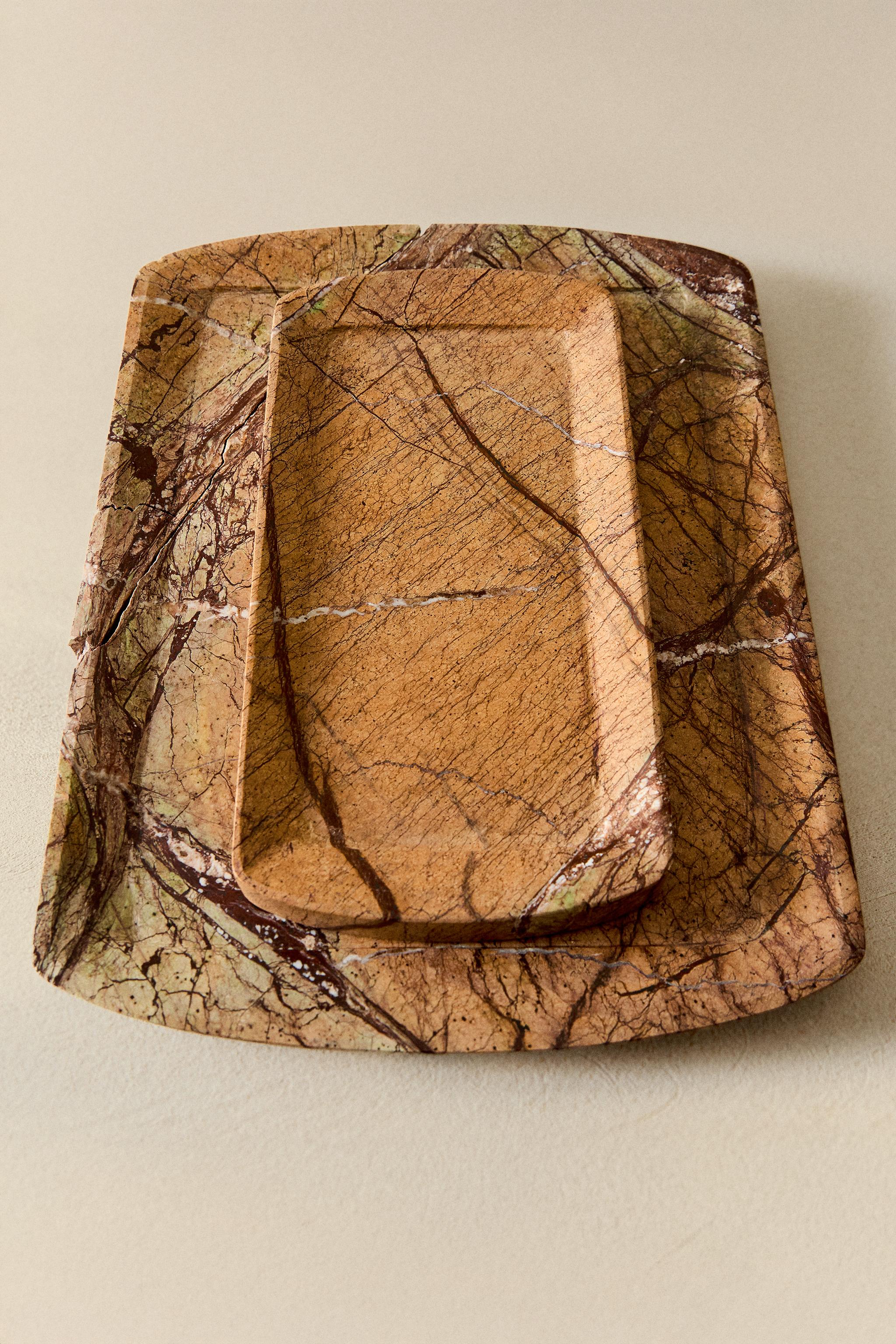 ダイニングルーム トレイ | ZARA 日本