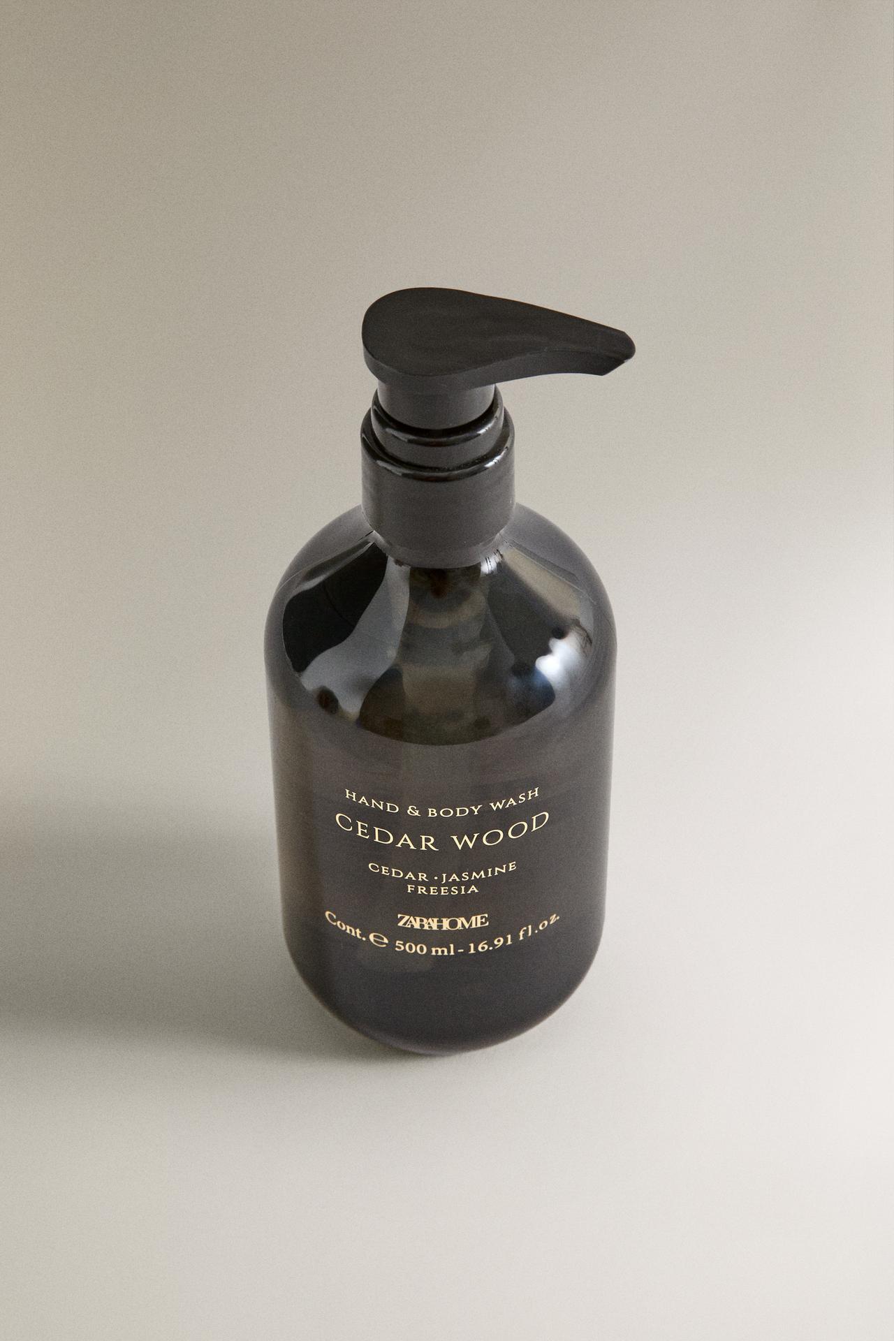 (500 ML) CEDAR WOOD HAND AND BODY SOAP — Sky blue