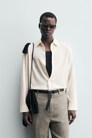 CHEMISE COTON - VISCOE À RAYURES - Beige de Zara