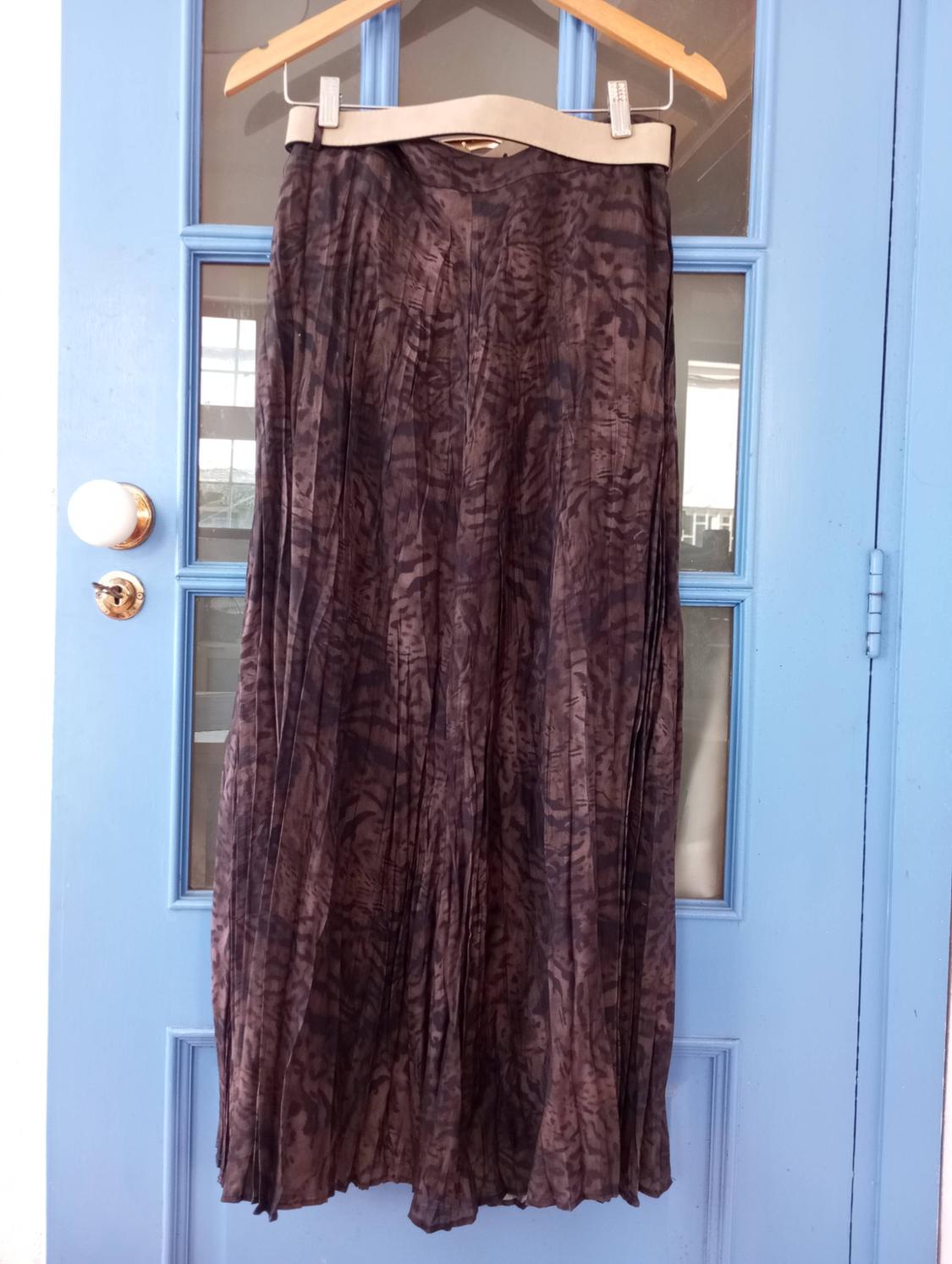 PRINTED MIDI SKIRT WITH BELT - Image 2