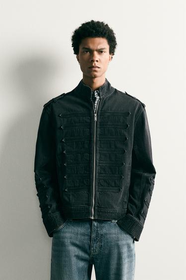 جاكيت بقصة قصيرة وعراوي - فحمي الخاص بـ Zara