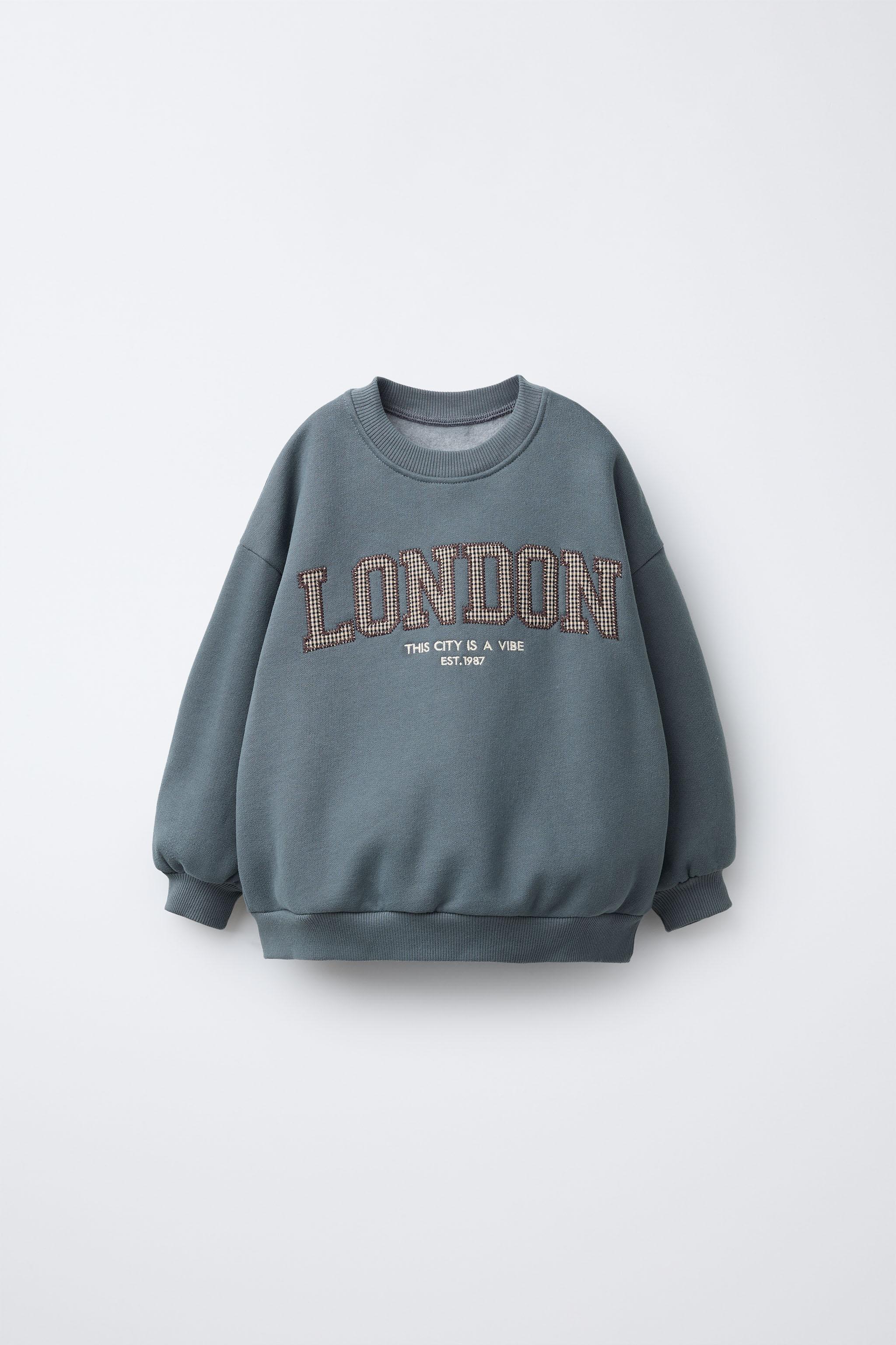 PATCH TEXT SWEATSHIRT