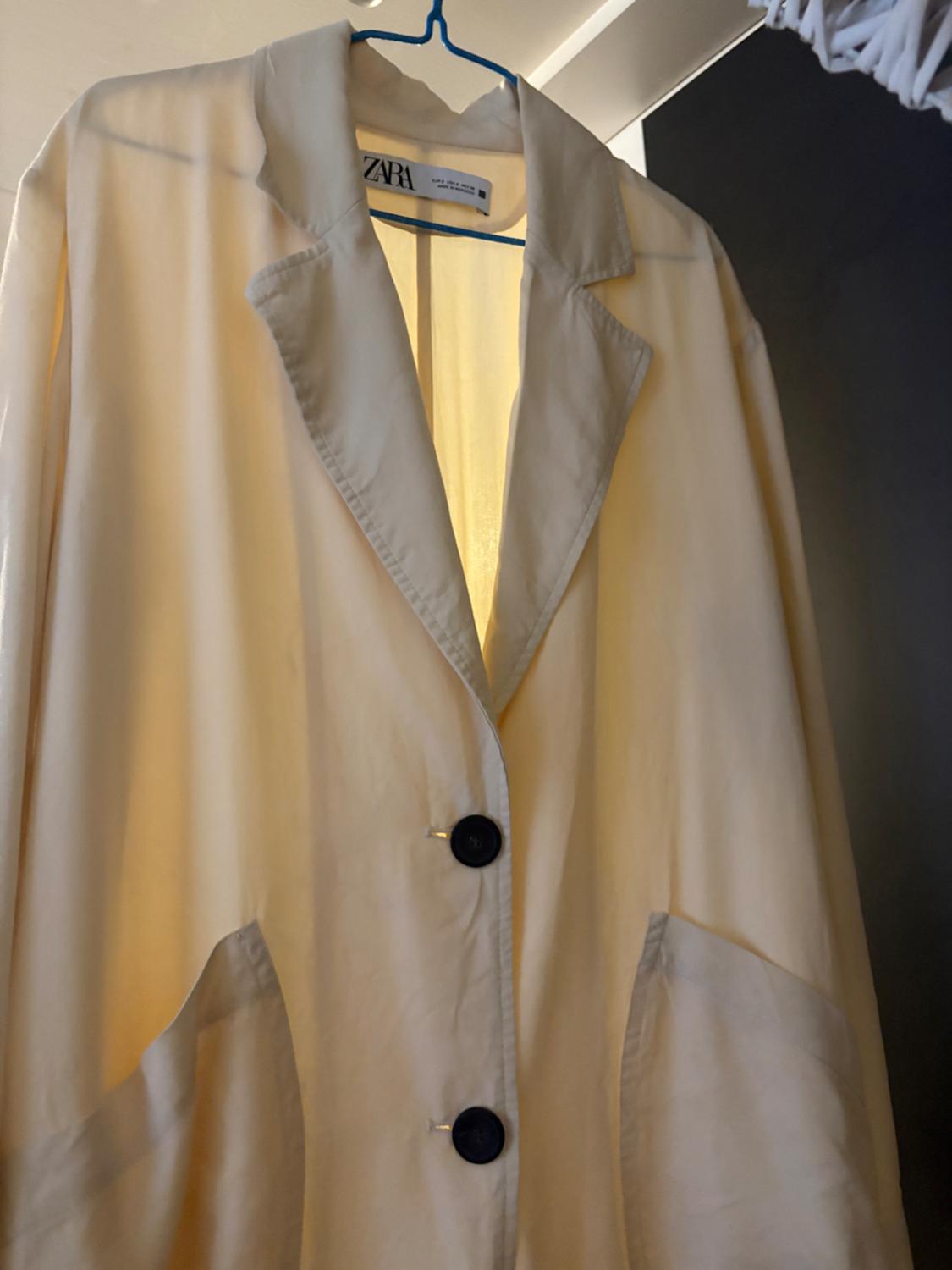FLOWING TRENCH COAT - Image 3