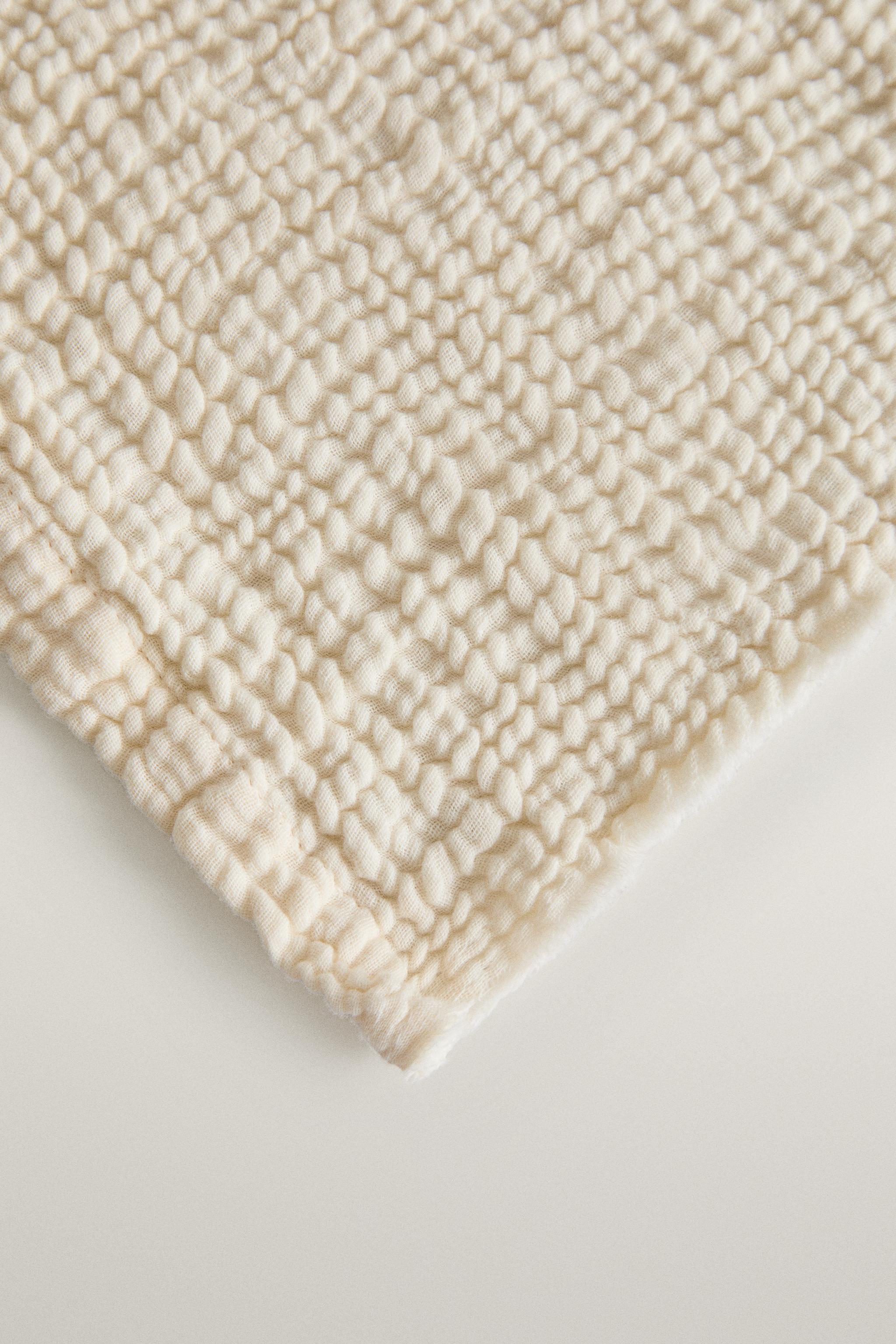 PLAIN CHIFFON BLANKET