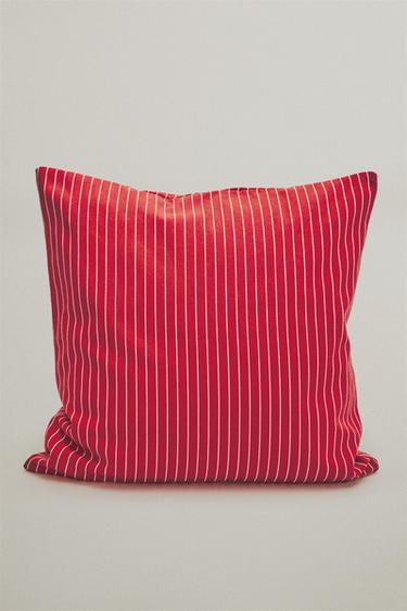 CAPA DE ALMOFADA DE ALGODÃO COM LISTRAS | KATHARINE POLE - Cru / Vermelho da Zara