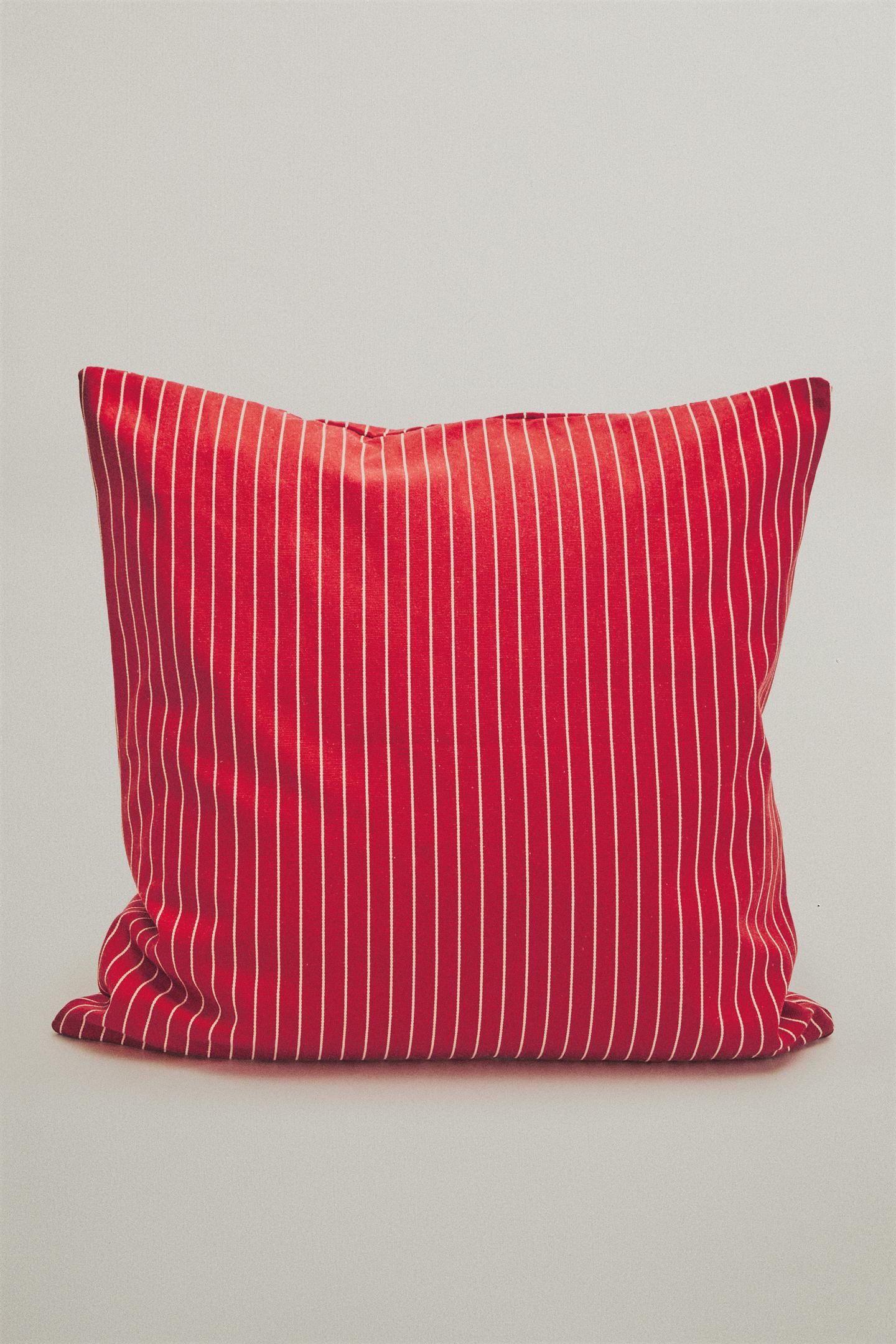 Zara Striped Cotton Throw Pillow Cover Katharine Pole, цвет: Экрю / Красный — фото 5