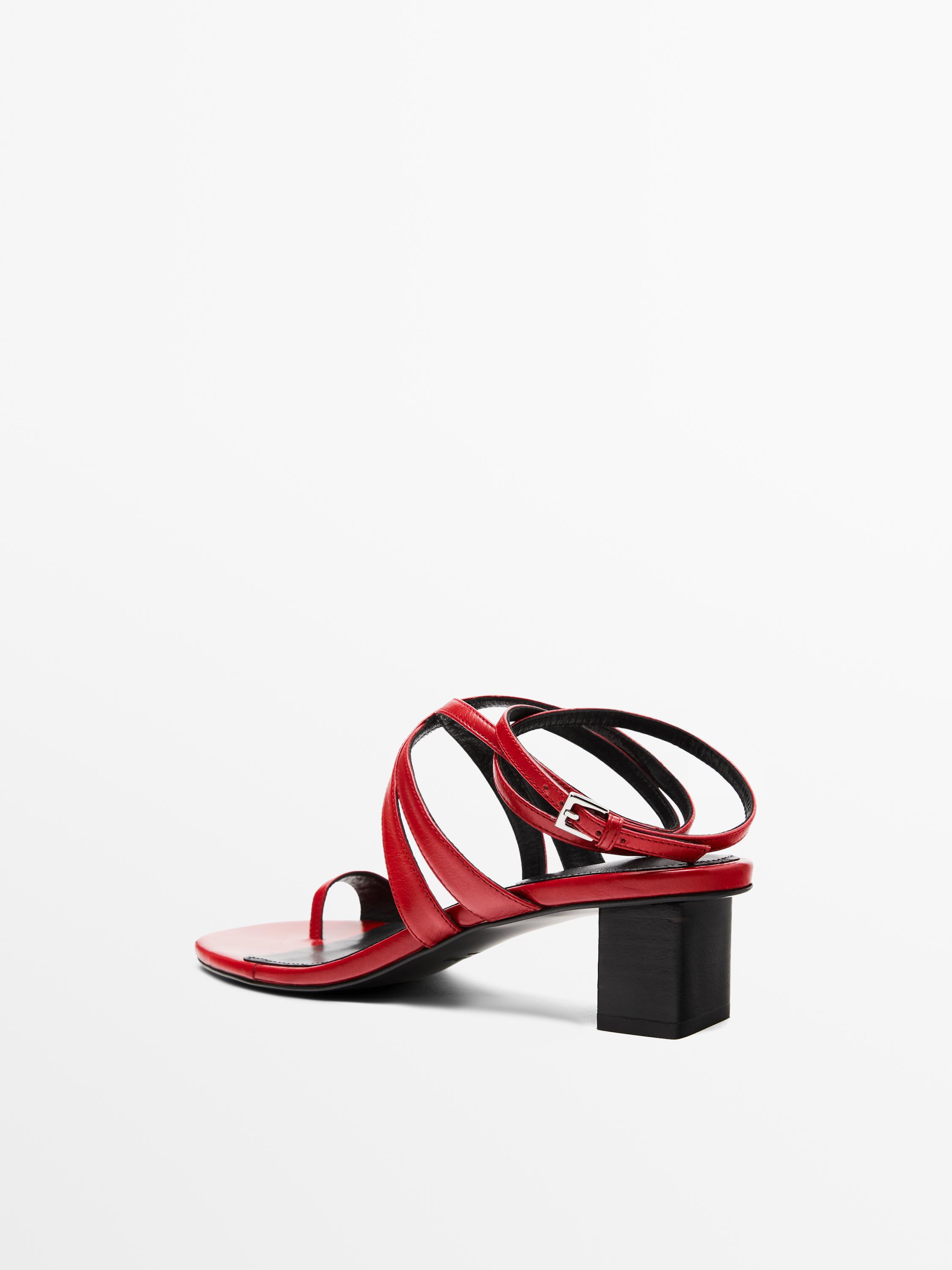 Sandales cuir brides croisées