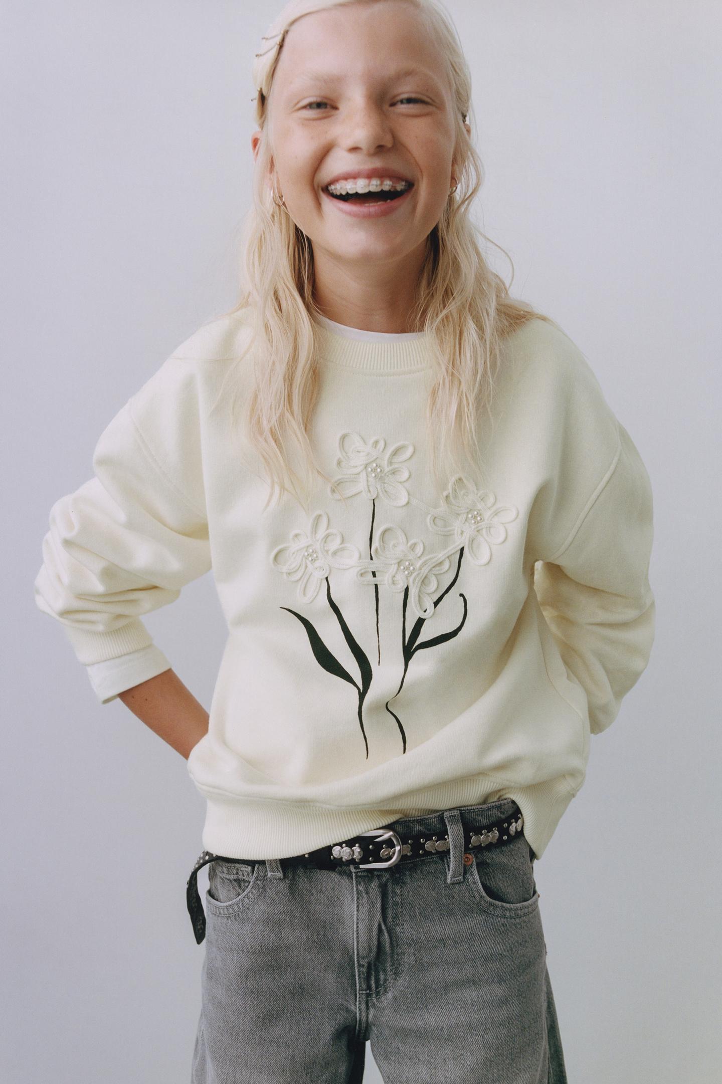 Детский свитшот Zara Floral AppliquÉ Sweatshirt, цвет: Экрю
