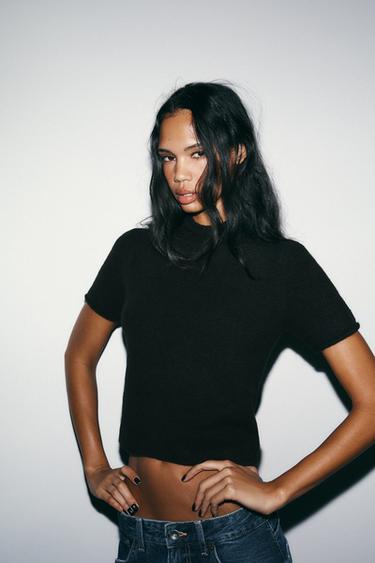 SOFT KNIT SHORT SLEEVE JUMPER - Black by Zara