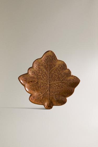 Zara STONEWARE LEAF PLATE - Ecru / Brown