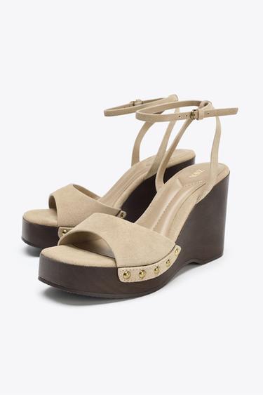 SANDALES À CLOUS EN DAIM - Marron sable de Zara - Image 2