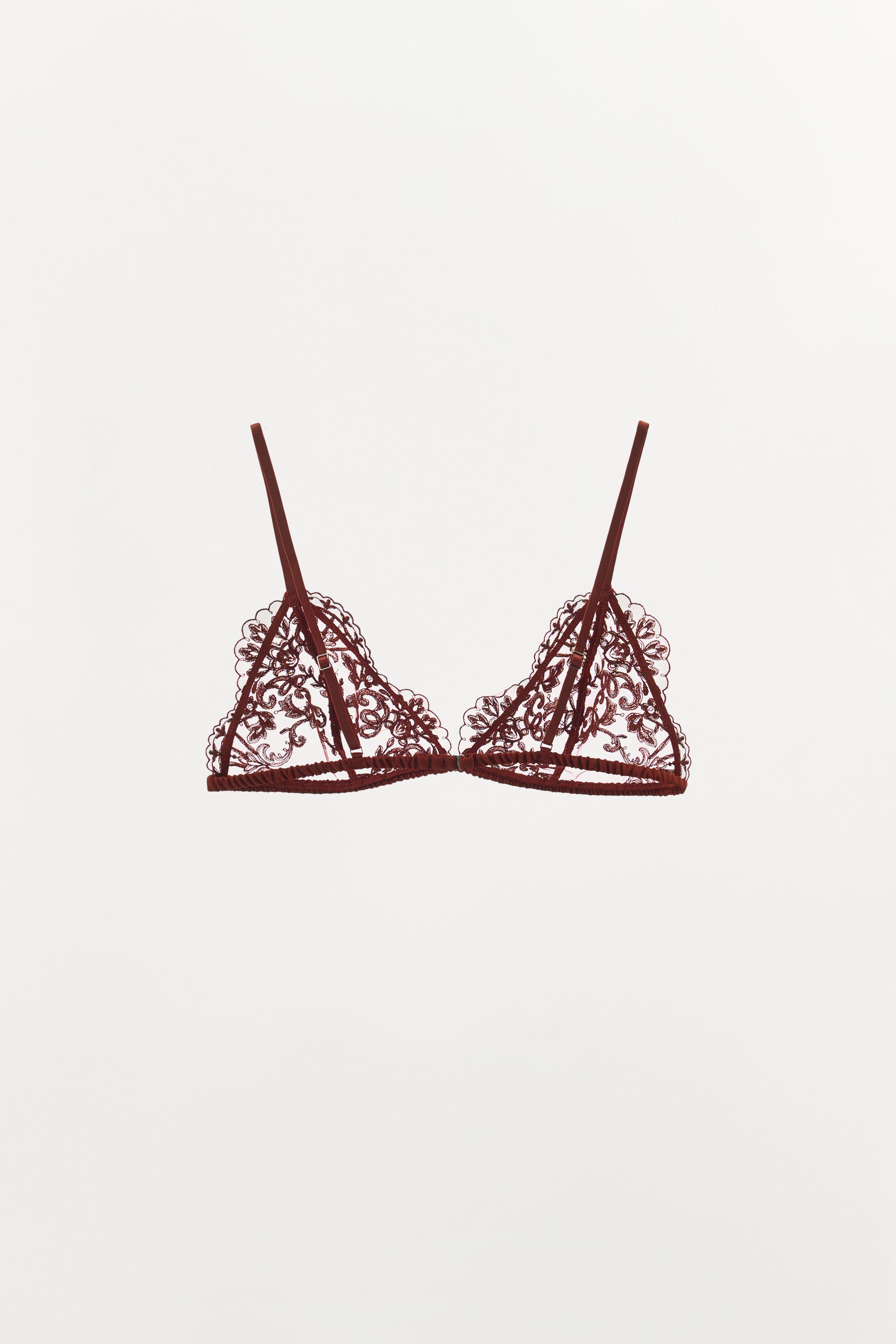 EMBROIDERED LACE TRIANGLE BRALETTE