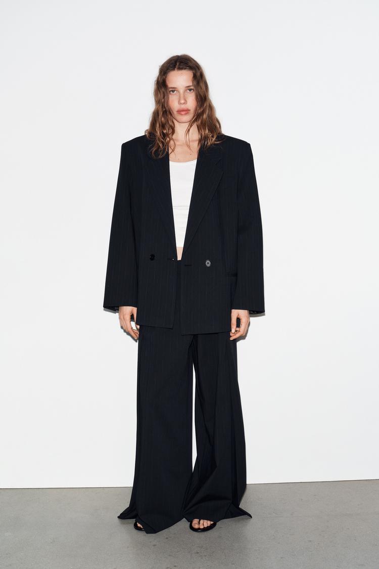 İNCE ÇİZGİLİ OVERSIZE BLAZER