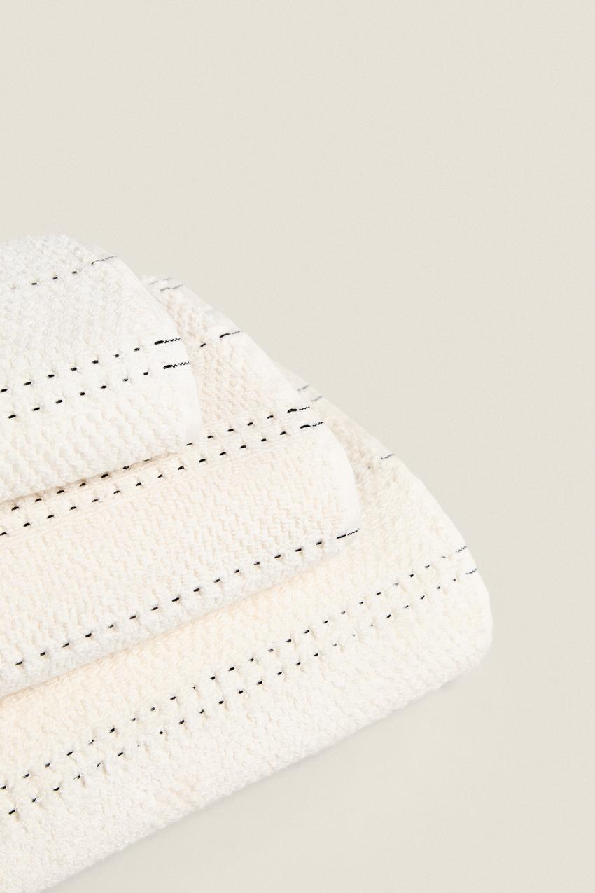 VERTICAL TEXTURED TOWEL - Oyster-white