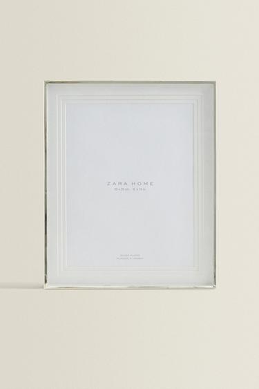 METAL PHOTO FRAME WITH LAYERED PASSE-PARTOUT - Silver by Zara - Image 3