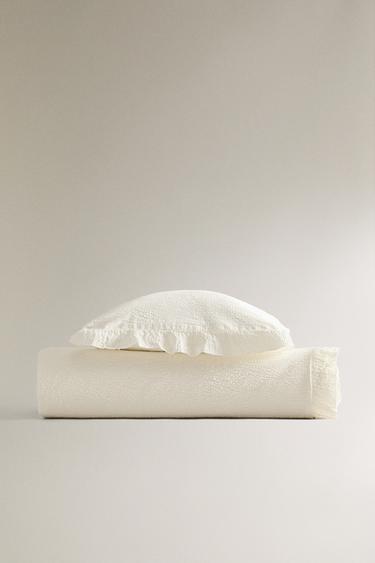 Zara Vanilya - ÇOCUKLAR İÇİN DOKULU YATAK ÖRTÜSÜ