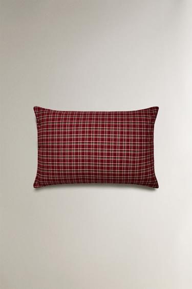 TAIE D’OREILLER FLANELLE CARREAUX ROUGES NOËL - Rouge de Zara - Image 3